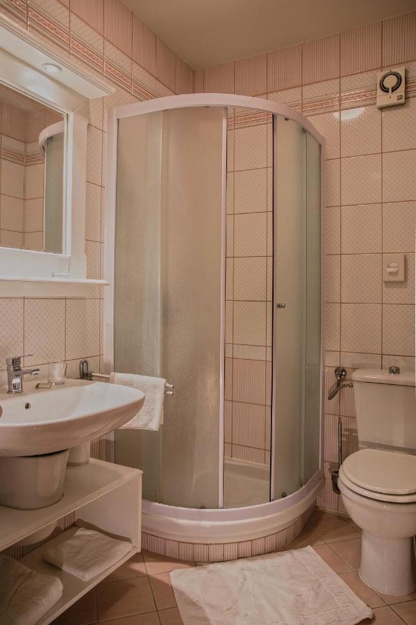Splavar Rooms Brežice Eksteriør bilde